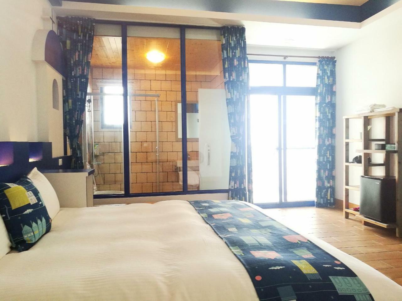 Love Ocean & Happy Bay Homestay Donggang Extérieur photo
