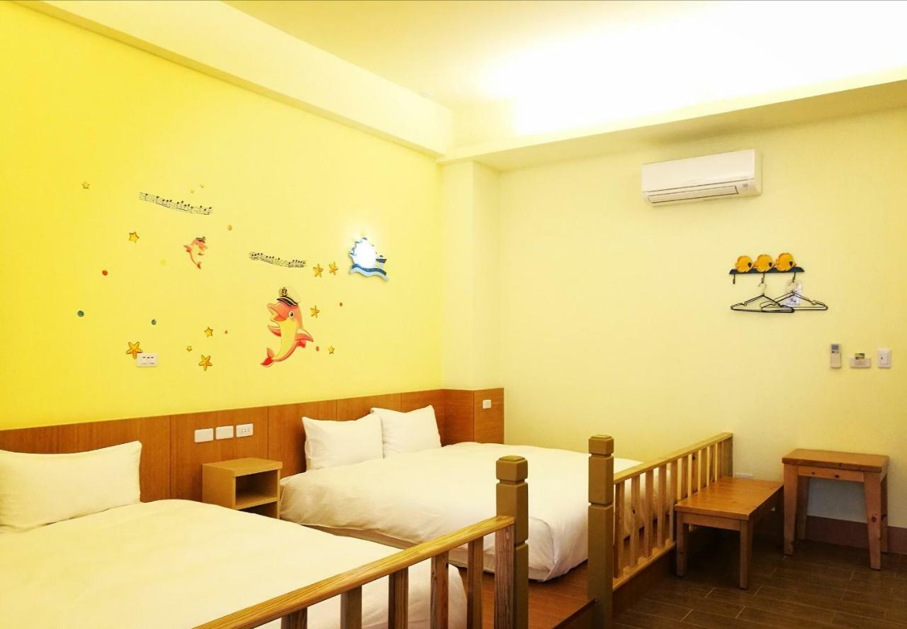 Love Ocean & Happy Bay Homestay Donggang Extérieur photo