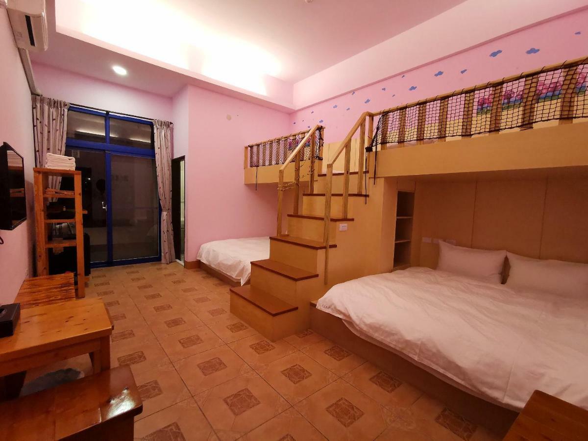 Love Ocean & Happy Bay Homestay Donggang Extérieur photo